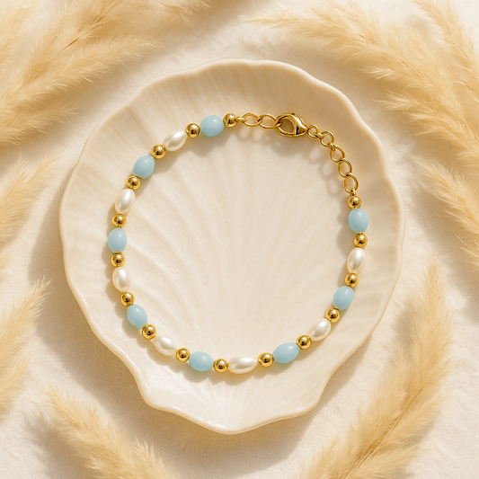 Fußkette mit Süßwasserperlen und hellblauen Perlen